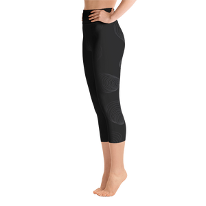 Black and Charcoal Shuckable Shell Yoga Capri Leggings